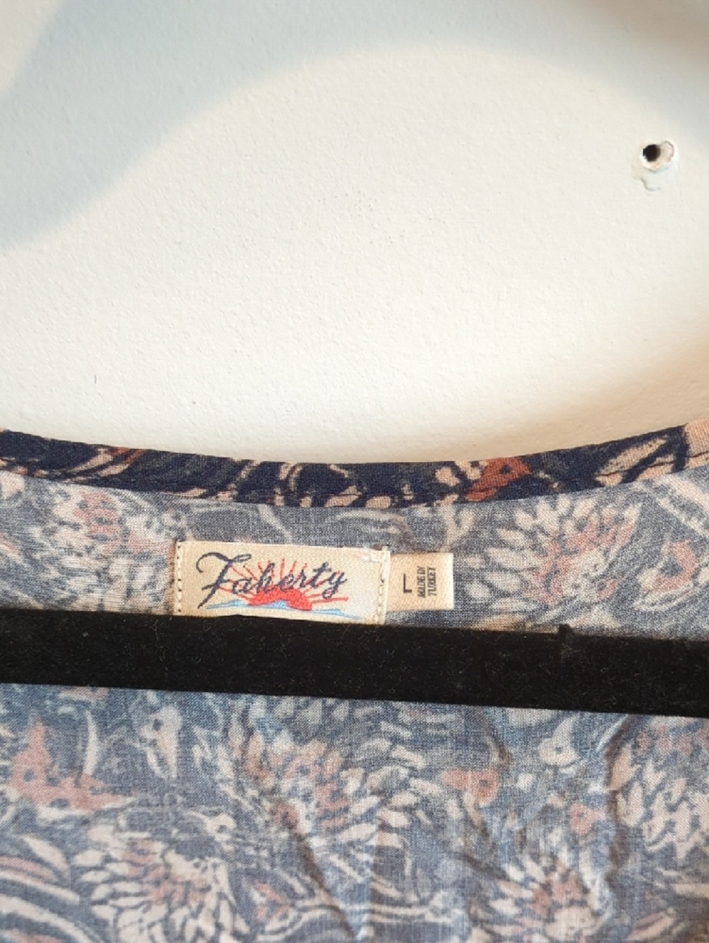 Faherty Navy Brown Floral V-Neck Maxi Dress Size Large Boho Cottage Beachy - Picture 2 of 9